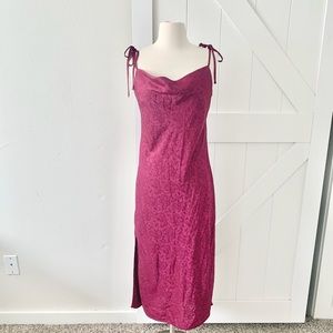 Forever 21 paisley midi dress